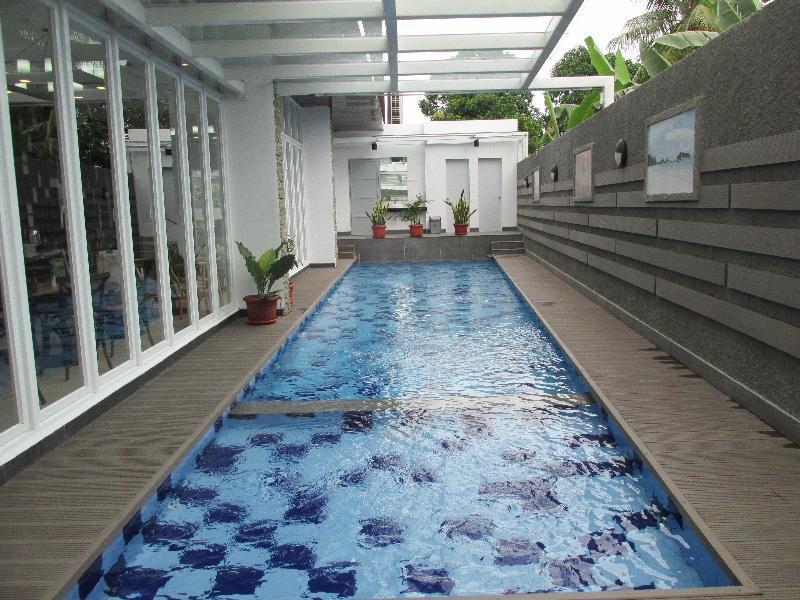 Maxonehotels At Belstar Belitung Танджунгпандан Экстерьер фото
